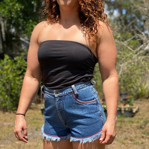 Vintage High Rise Jean Shorts| Cut Off shorts - Picture 4 of 9